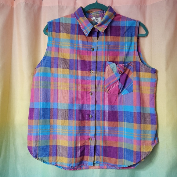 Vintage Bobbie Brooks 80's / 90's Chic Sleeveless Button Up Shirt - Picture 2 of 9